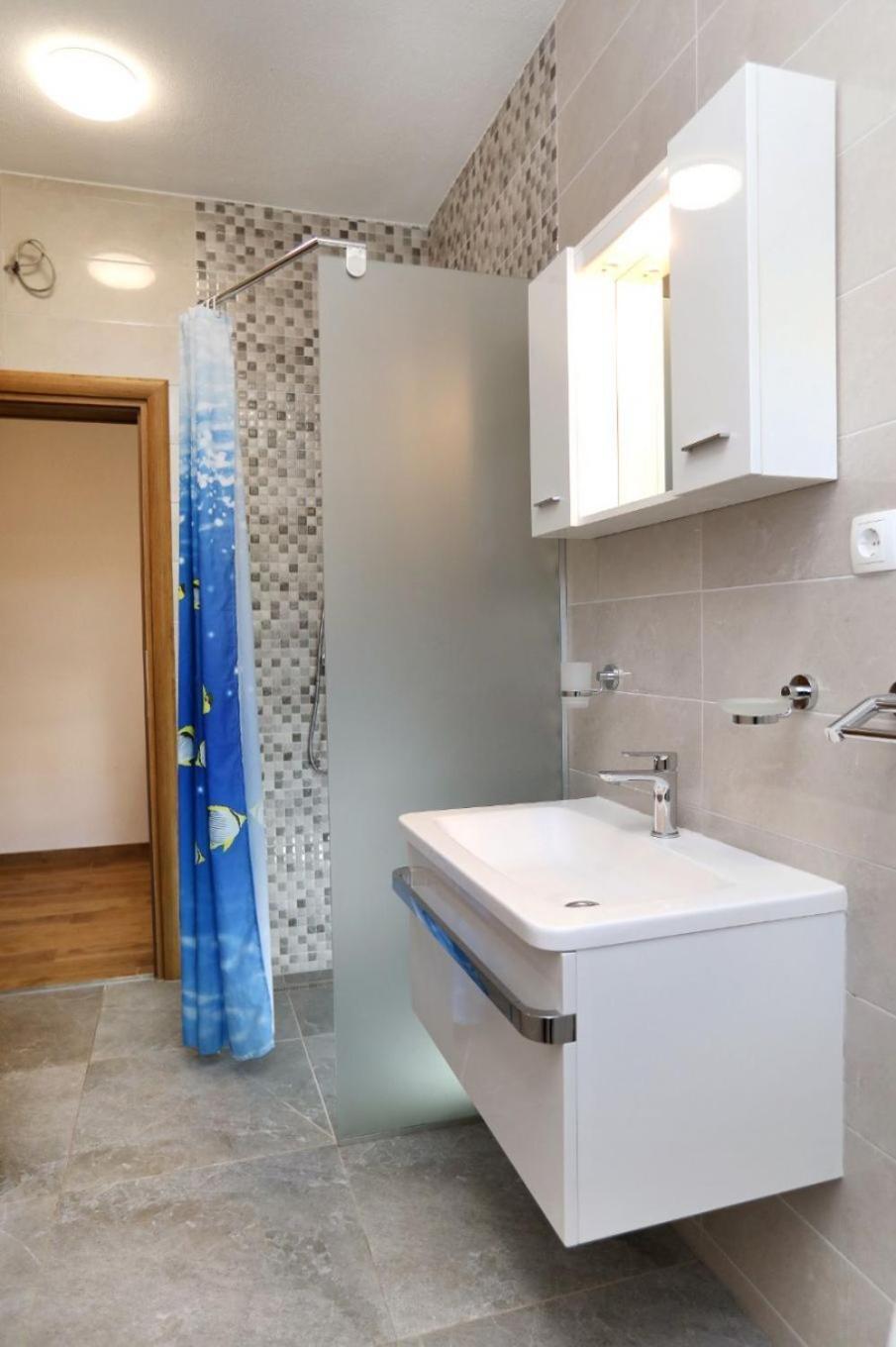 Apartments Ante - 50 M From The Sea Seget Vranjica Exterior photo