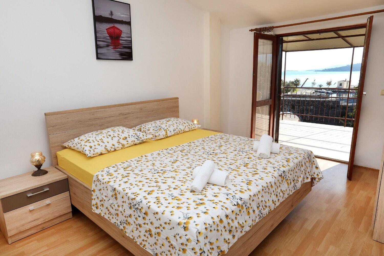Apartments Ante - 50 M From The Sea Seget Vranjica Exterior photo