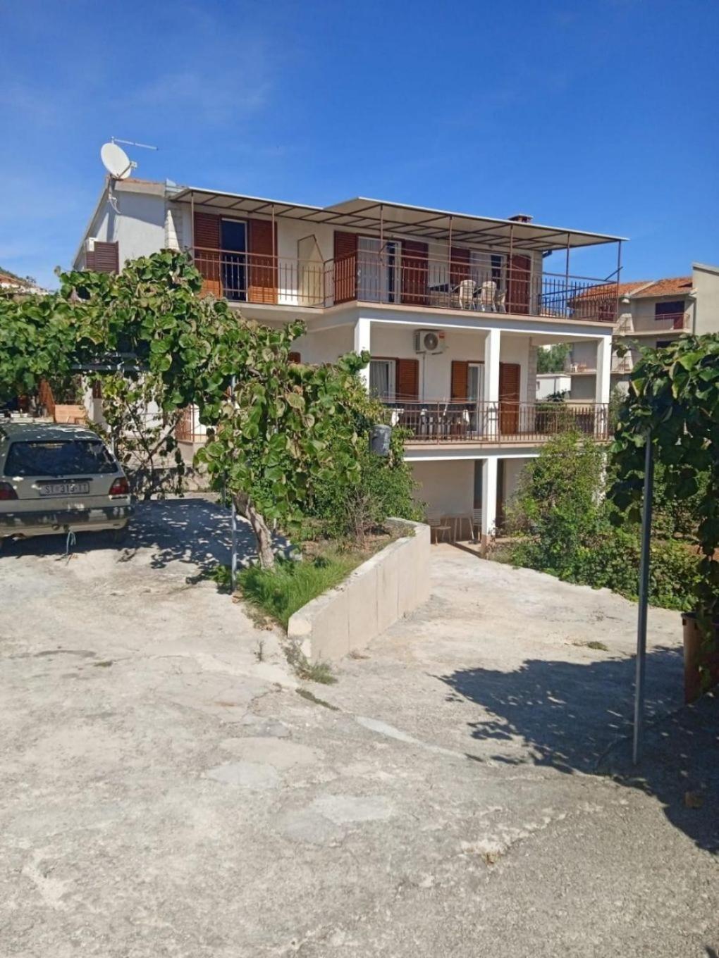 Apartments Ante - 50 M From The Sea Seget Vranjica Exterior photo