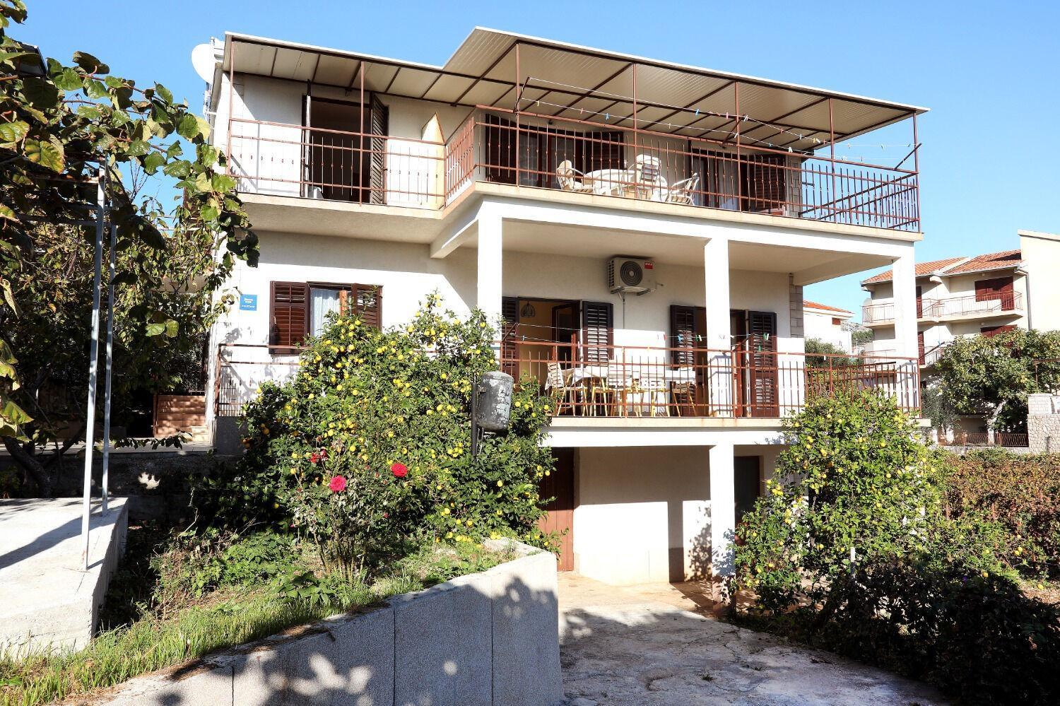 Apartments Ante - 50 M From The Sea Seget Vranjica Exterior photo