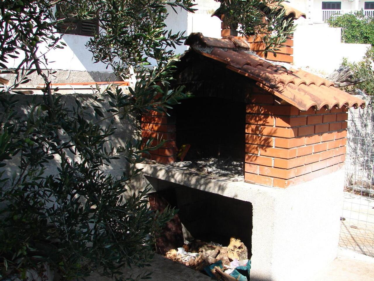 Apartments Ante - 50 M From The Sea Seget Vranjica Exterior photo